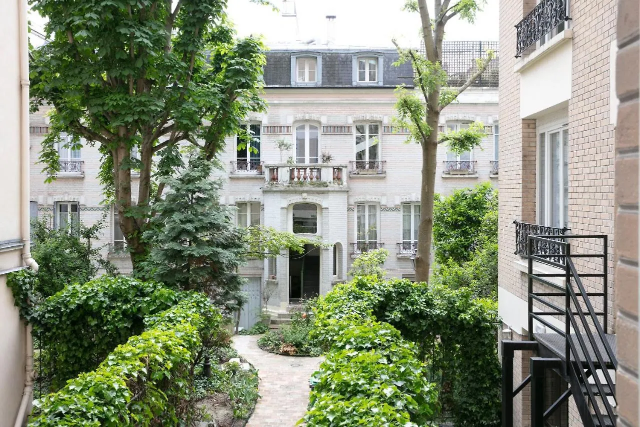 Montparnasse Alesia Hotell